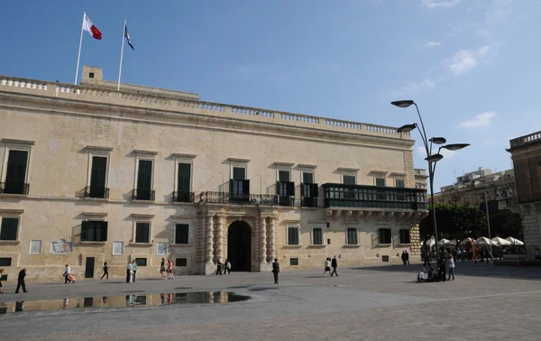 Malta, Velká hlavní palác valetta — Stock fotografie