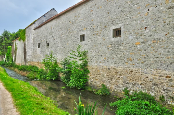France, the picturesque village of Brueil en Vexin — Stock Photo, Image