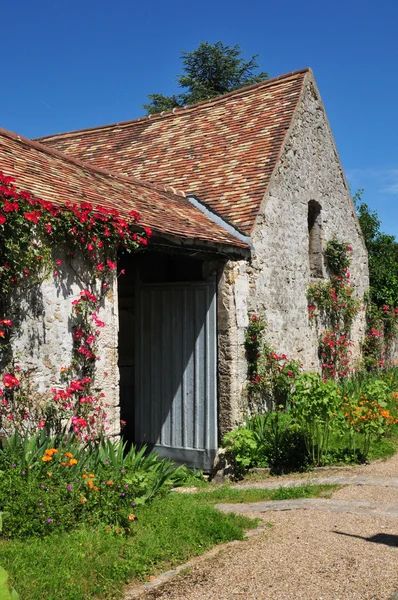 France, le village pittoresque de Longuesse — Photo