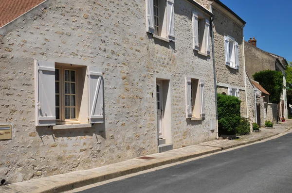 Frankrijk, het schilderachtige dorpje van le perchay — Stockfoto