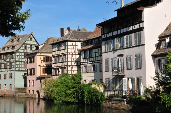 Elzas, de pittoreske stad Straatsburg in bas-rhin — Stockfoto