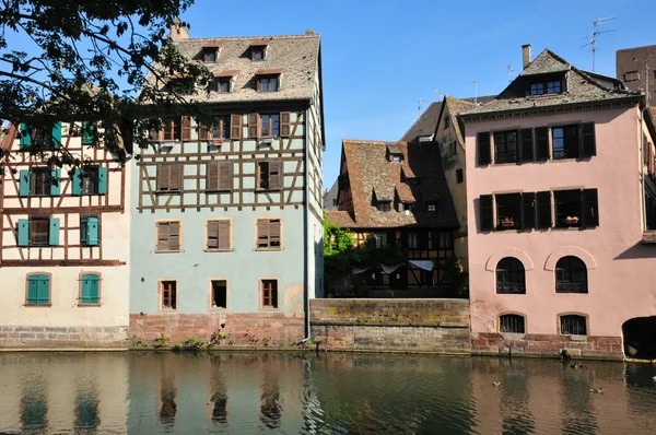 Elzas, de pittoreske stad Straatsburg in bas-rhin — Stockfoto