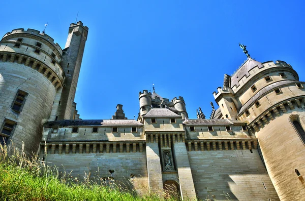 Picardie, the picturesque castle of Pierrefonds in Oise — Stock Photo, Image