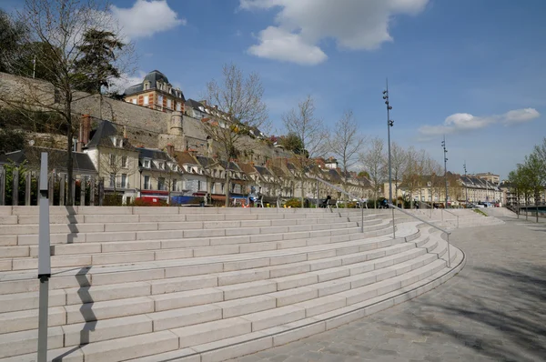 França, a pitoresca cidade de Pontoise — Fotografia de Stock