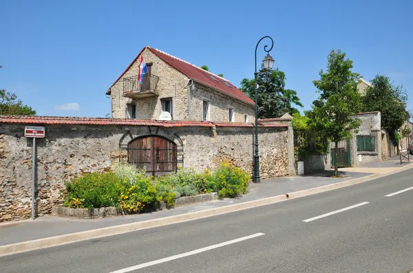 Frankreich, das malerische Dorf Courdimanche — Stockfoto