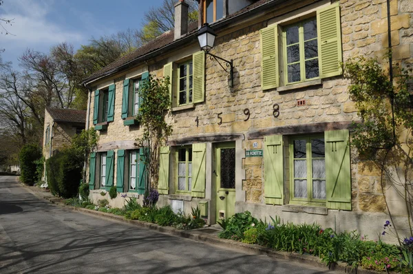 Ile de france, das malerische Dorf auvers sur oise — Stockfoto