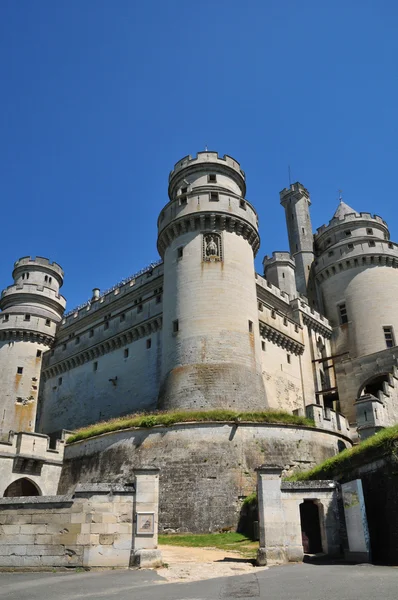 Picardie, el pintoresco castillo de Pierrefonds en Oise —  Fotos de Stock