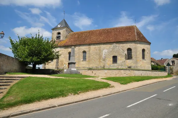 France, le village pittoresque de Sagy — Photo