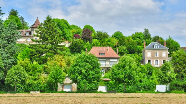 Fransa, vetheuil pitoresk Köyü — Stok fotoğraf