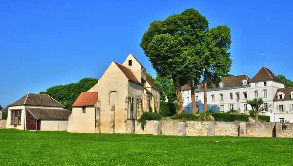 Francia, il pittoresco villaggio di Goussonville — Foto Stock