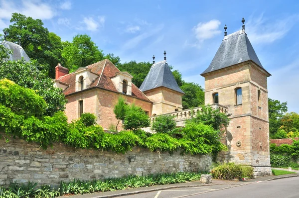 Frankrijk, de pittoreske dorp van medan — Stockfoto