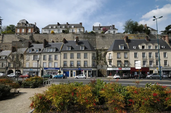 Francia, la pintoresca ciudad de Pontoise — Foto de Stock