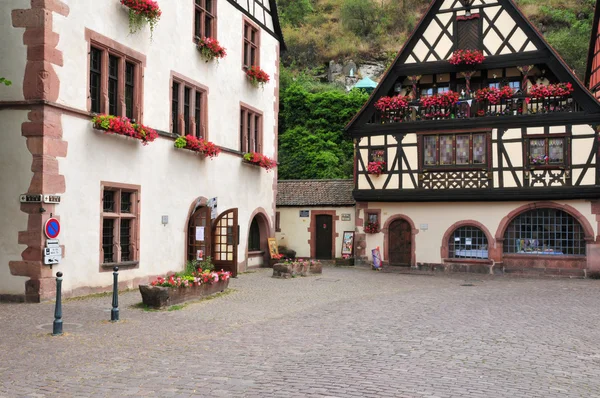 Haut Rhin, la pittoresca città di Kaysersberg in Alsazia — Foto Stock