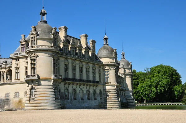 Picardie, the picturesque castle of Chantilly in Oise — Stock Photo, Image