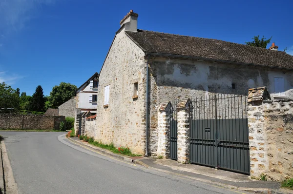 Francia, el pintoresco pueblo de Fremainille — Foto de Stock