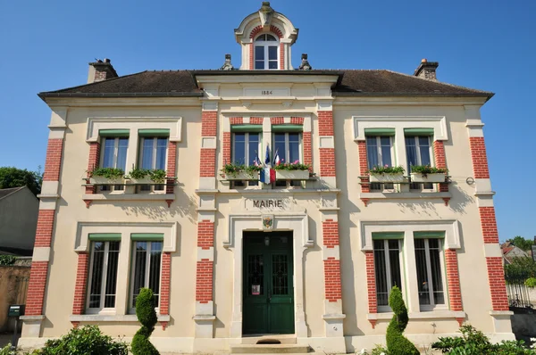 Frankrijk, het schilderachtige dorpje van goussonville — Stockfoto