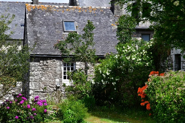 Locronan Francia Mayo 2021 Pintoresco Pueblo Antiguo — Foto de Stock