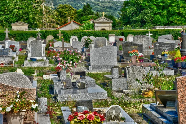 Verneuil Sur Seine Frankrike September 2021 Kyrkogården — Stockfoto