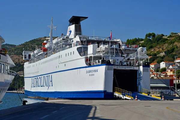 Dubrovnik Croazia Settembre 2021 Traghetto Nel Nuovo Porto — Foto Stock