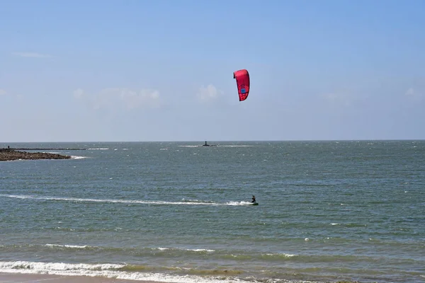 Benodet França Maio 2021 Windsurf Oceano Atlântico — Fotografia de Stock