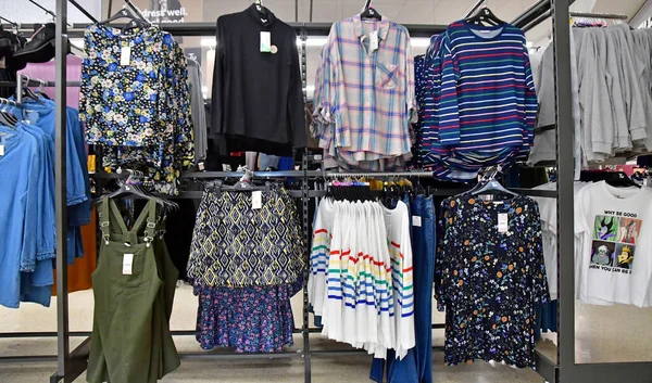 London England October 2021 Clothes Supermarket — 스톡 사진