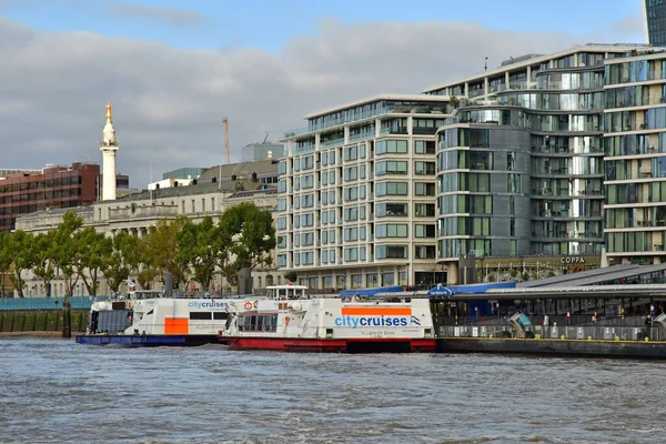 London England October 2021 Fluvial Cruise Thames River — Stock Photo, Image