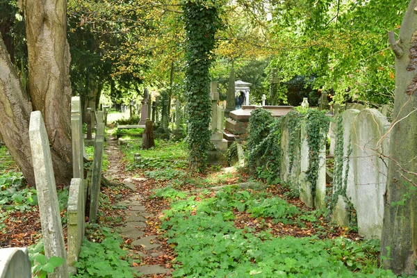 汉普斯特德 2021年10月21日 英格兰 古老的公墓 — 图库照片