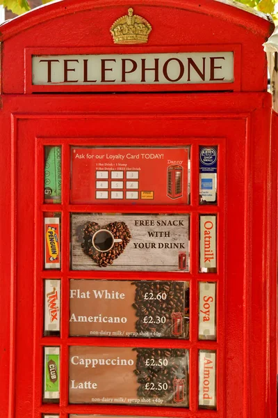 Londra Hampstead Inghilterra Ottobre 2021 Caffè Una Cabina Telefonica Nel — Foto Stock