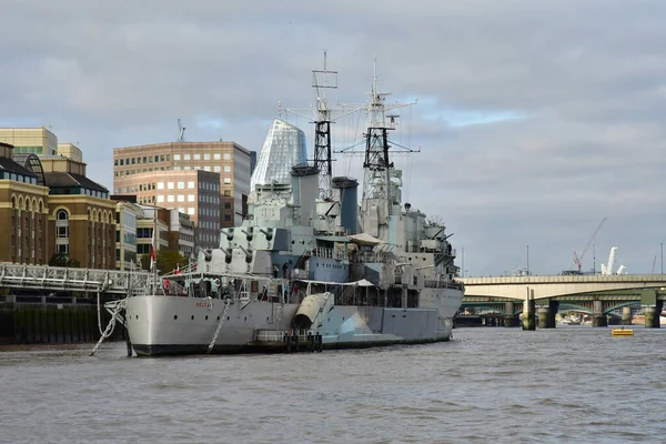 Londyn Anglia Października 2021 Lekki Krążownik Hms Belfast Tamizie — Zdjęcie stockowe