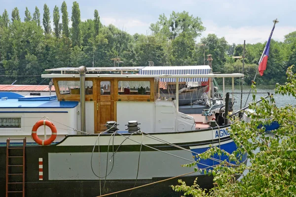 Conflans Sainte Honorine France June 2017 Barge Seine — стокове фото