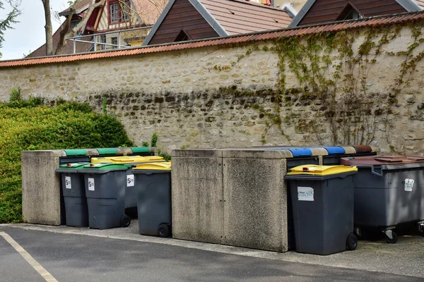 Verneuil Sur Seine France April 2022 Trash Can City Centre — Zdjęcie stockowe