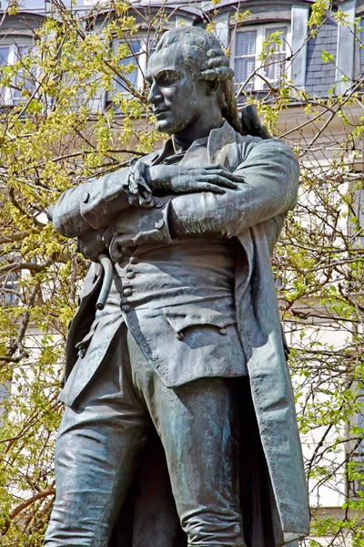 París Francia Abril 2022 Estatua Beaumarchais Calle Saint Antoine — Foto de Stock