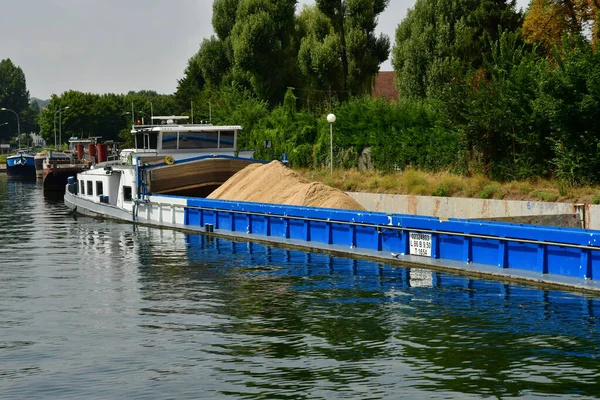Chatou Fransa Temmuz 2022 Seine Nehri Üzerinde Yolculuk — Stok fotoğraf