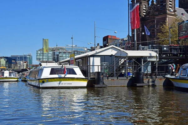 Ámsterdam Países Bajos Mayo 2022 Barco Turístico Centro Ciudad — Foto de Stock