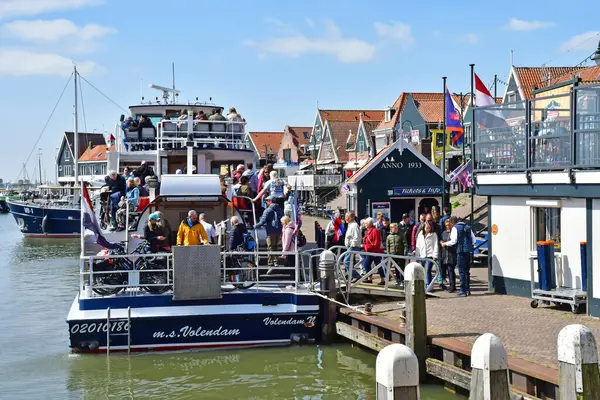 Edam Volendam Nederländerna Maj 2022 Turist Båt Hamnen — Stockfoto