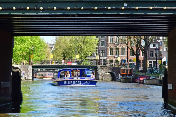 Амстердам Нідерланди Травня 2022 Року Дерев Яний Човен Мальовничому Центрі — стокове фото