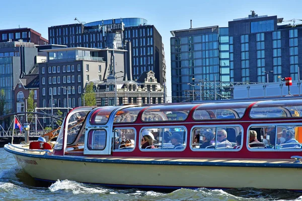 Амстердам Нидерланды Мая 2022 Года Туристическая Лодка Живописном Центре Города — стоковое фото