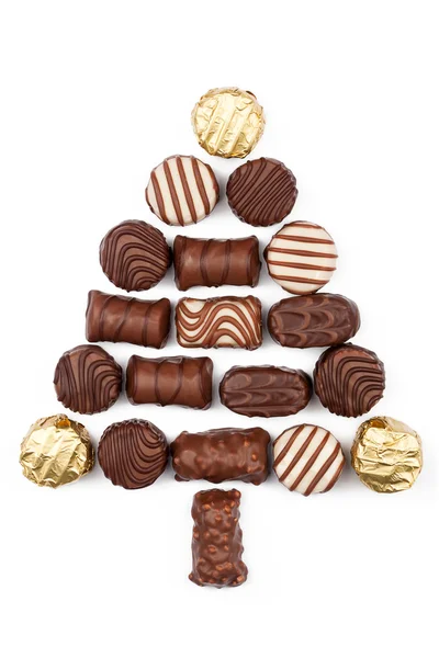 Ялиця з шоколадних цукерок — стокове фото