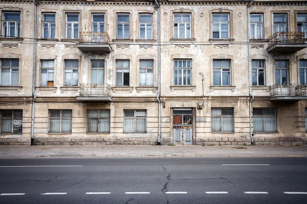 Alte Straßenmauer — Stockfoto