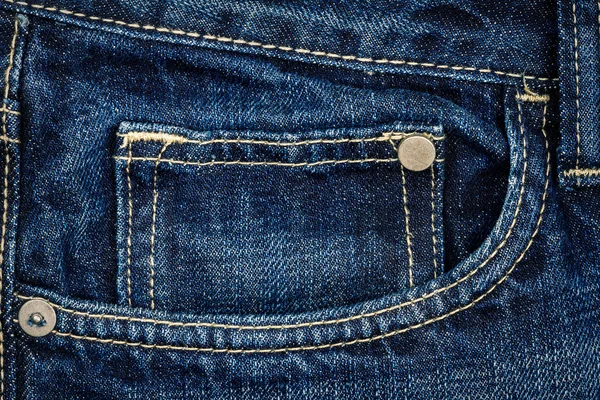 Tejido jeans azul oscuro con bolsillo —  Fotos de Stock