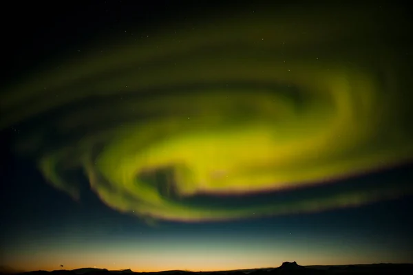 Aurora Borealis Над Исландией Северное Сияние Северное Сияние Цветной Световой — стоковое фото