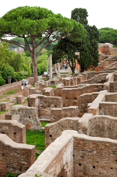 Stare ruiny domów w ostia antica - Rzym - Włochy — Zdjęcie stockowe