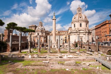 Fori Imperiali sütunları colonna trajana chiesa del s panoramik