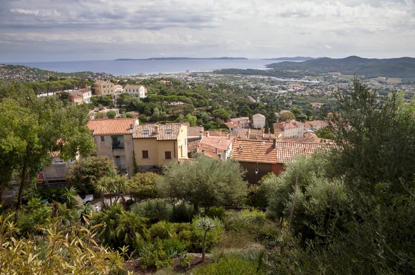 Panoráma a várból: Bormes-les-mimosas — Stock Fotó