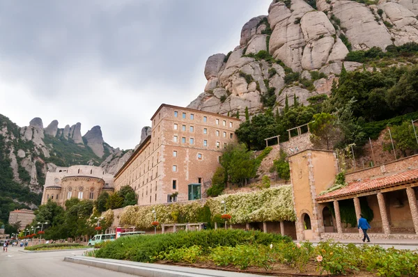 Hauptstraßeneinfahrt zum Kloster Montserrat — Stockfoto