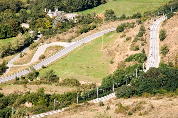 Road on spanish pirineos near Castell torre de riu — Stock Photo, Image