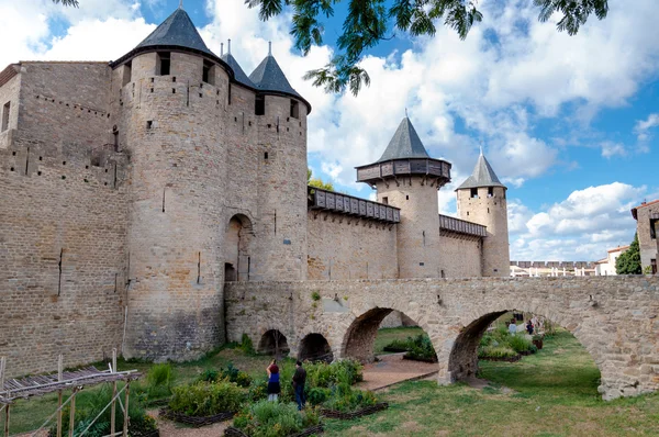 Chateaux de la cite y puente en Carcassonne —  Fotos de Stock