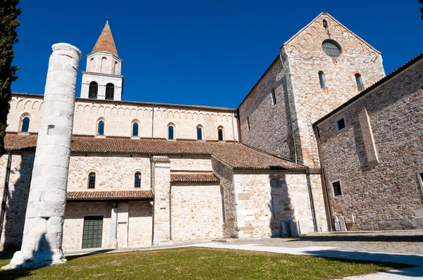 Sidan av aquileia basilica — Stockfoto