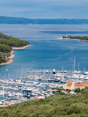 Marina port cres