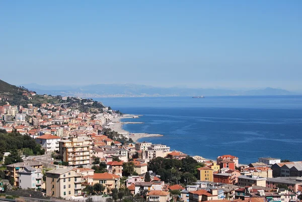 Visa och hamnen i varazze, Ligurien, Italien — Stockfoto